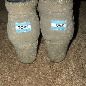 Toms desert wedges
